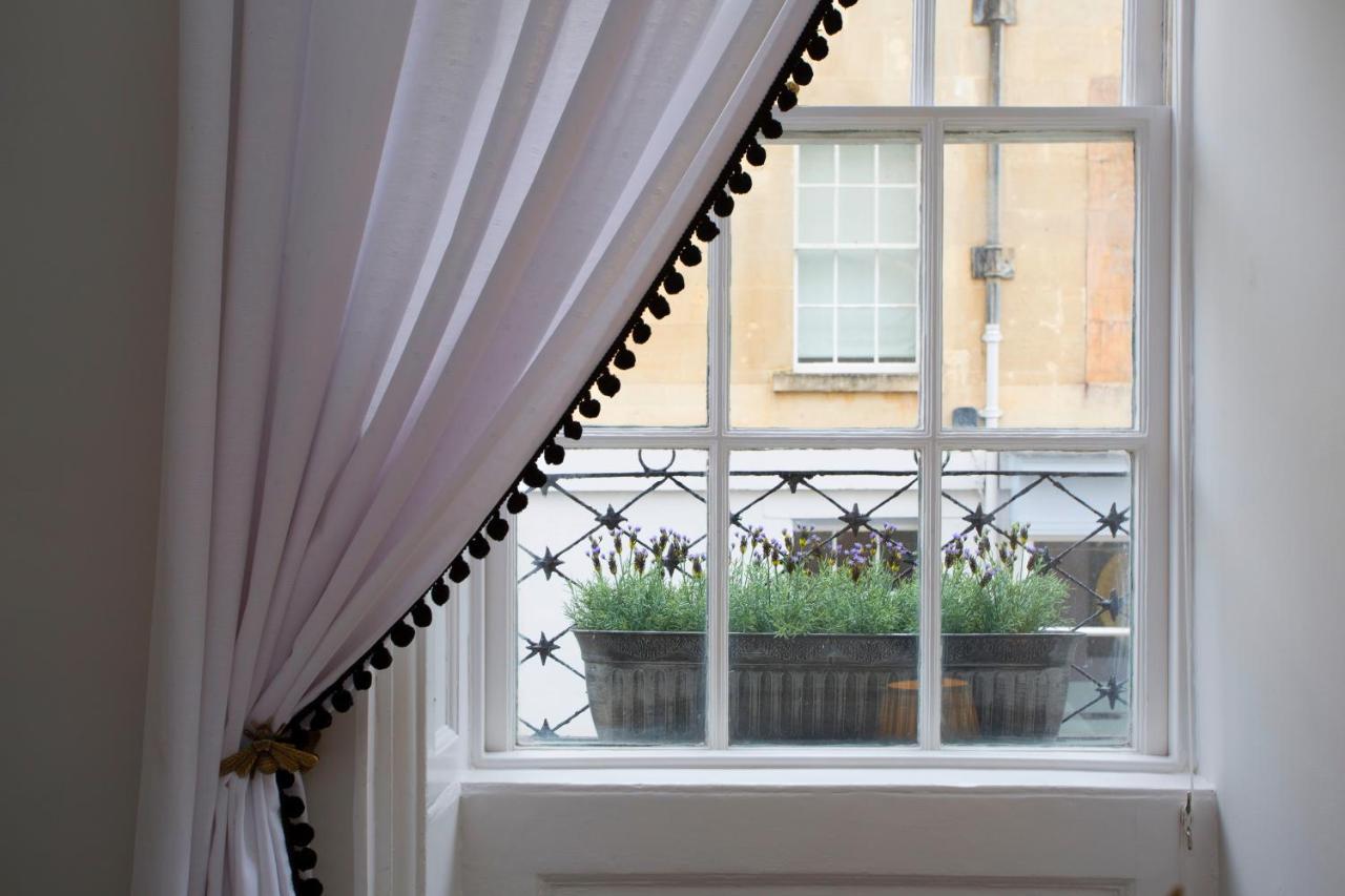1 Bed Georgian Apartment In Bath City Centre المظهر الخارجي الصورة