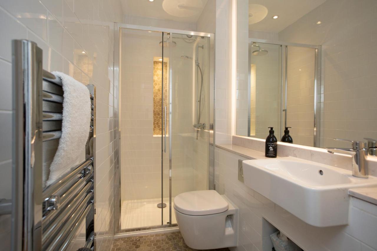 1 Bed Georgian Apartment In Bath City Centre المظهر الخارجي الصورة